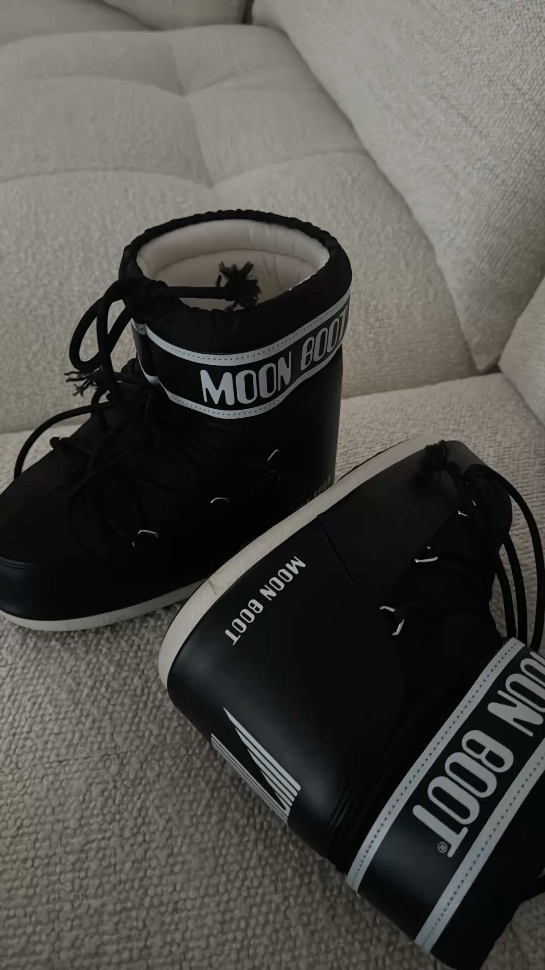Black Moon boots