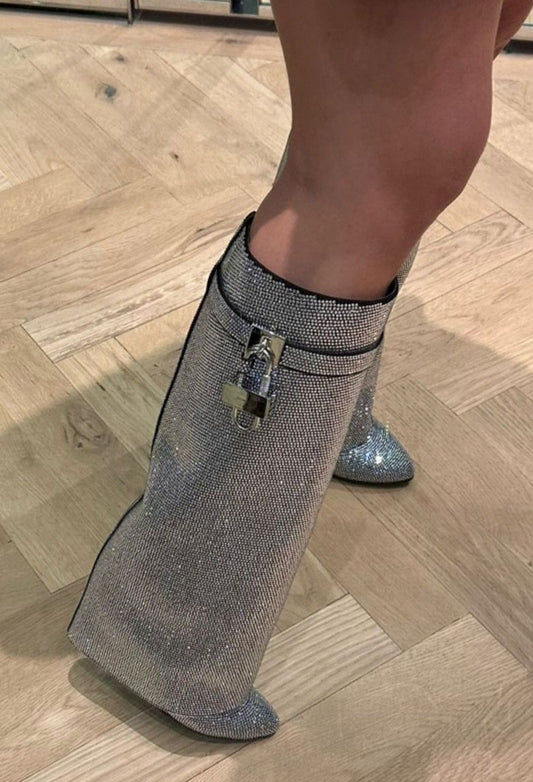 Shark Lock boots with strass