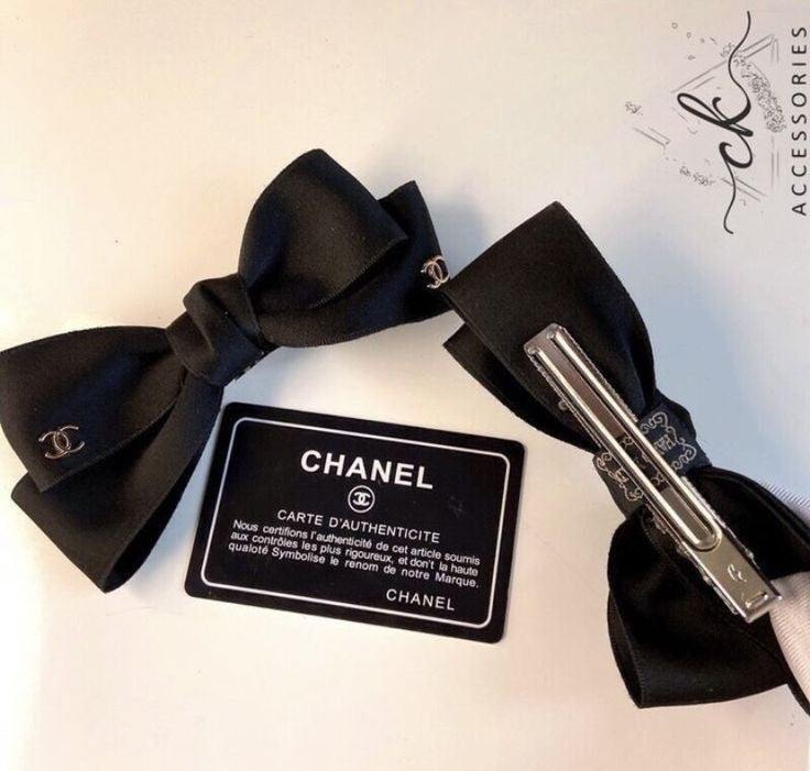 Chanel bows