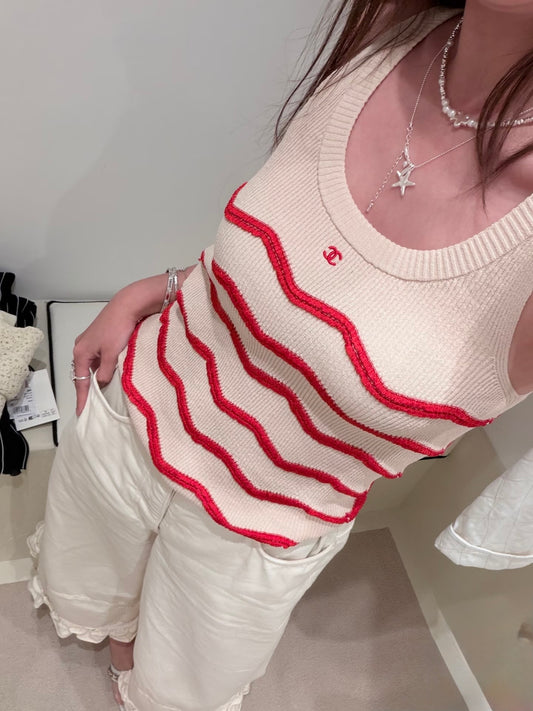Chanel top