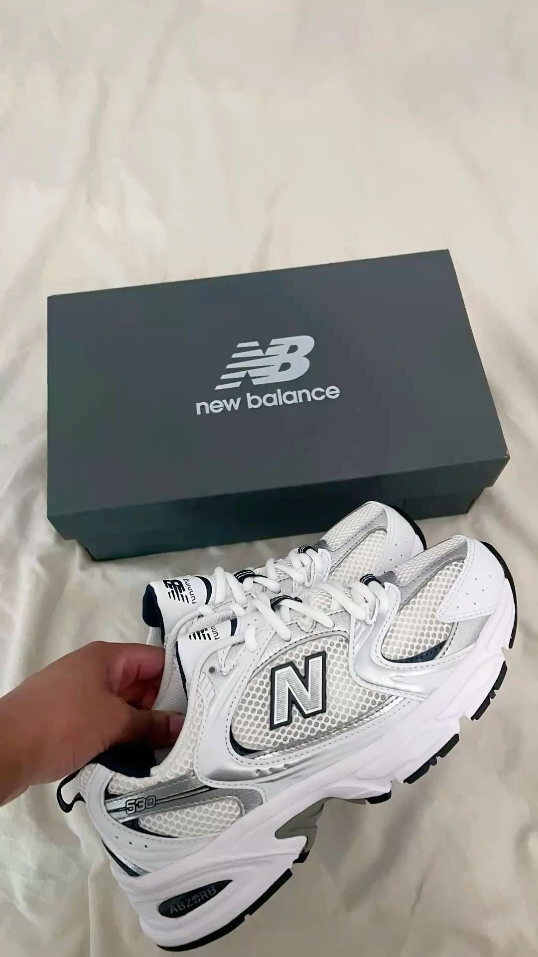 New Balance 530