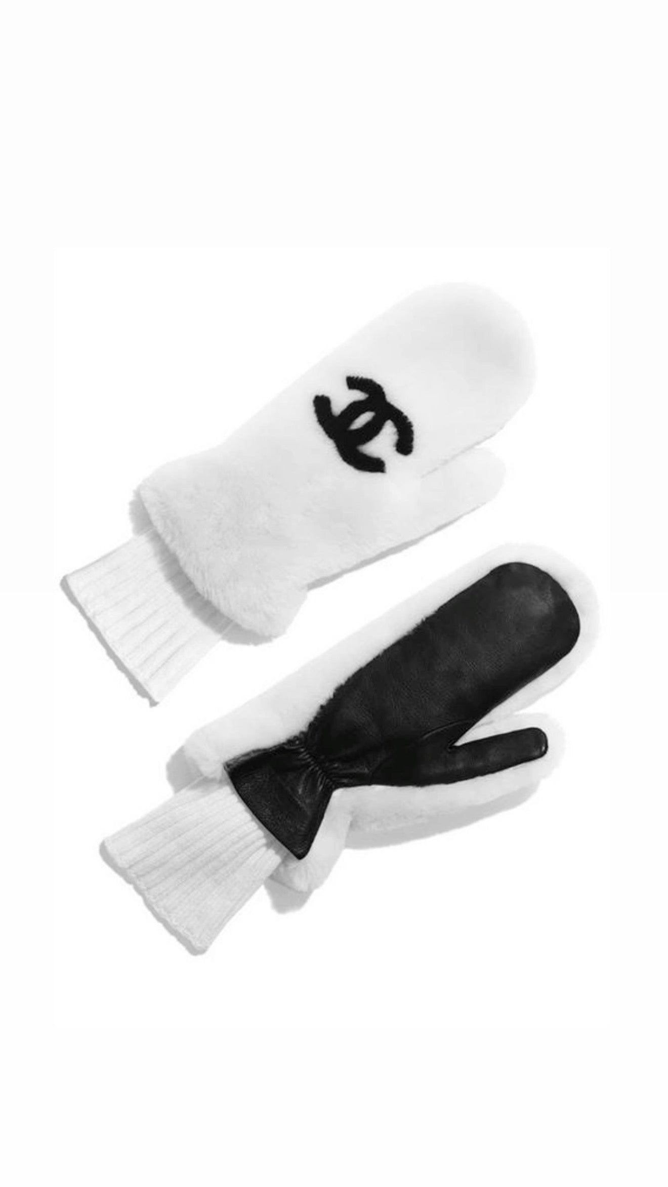 CHANEL MITTENS