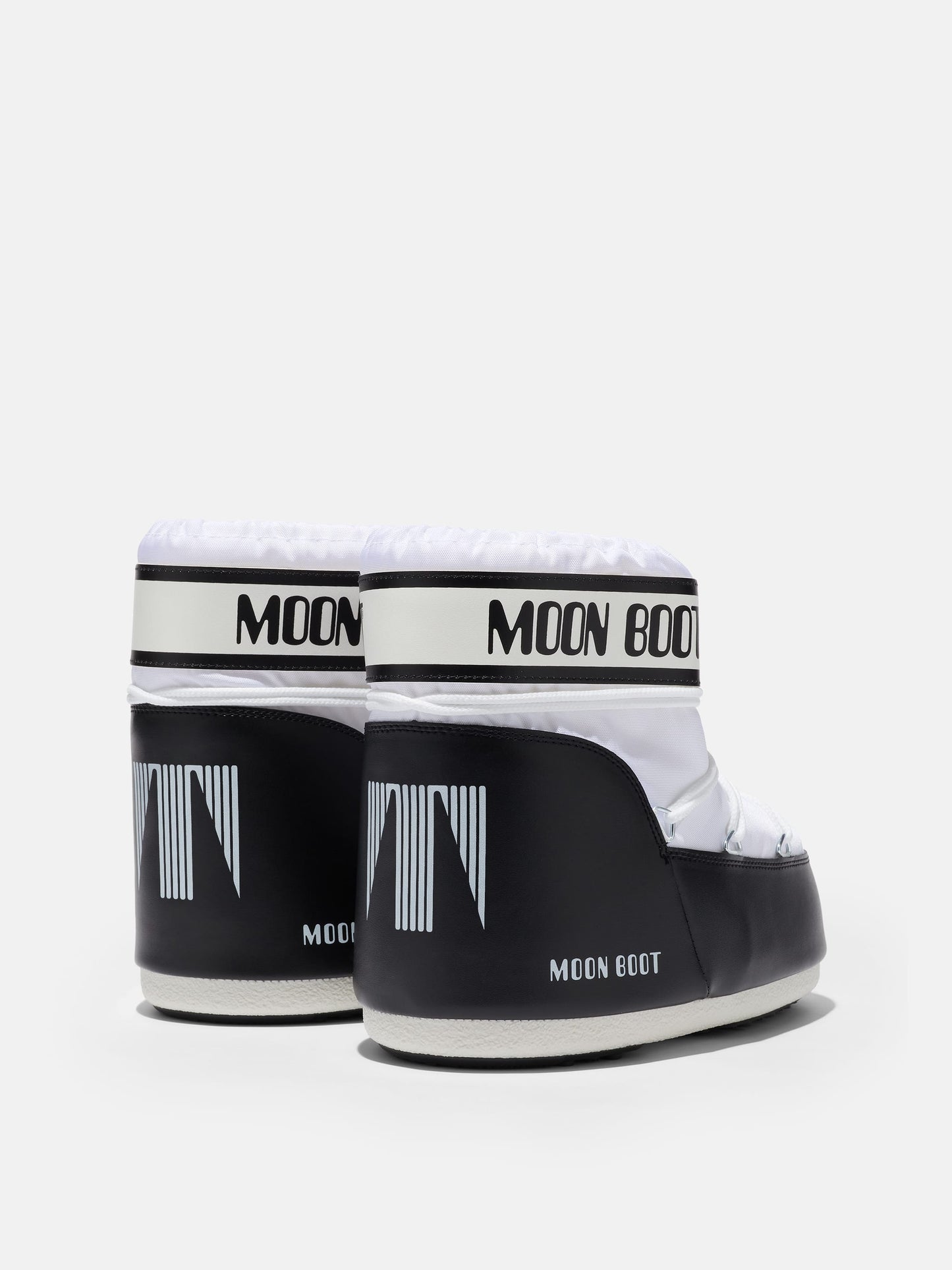 Low White Moon Boot